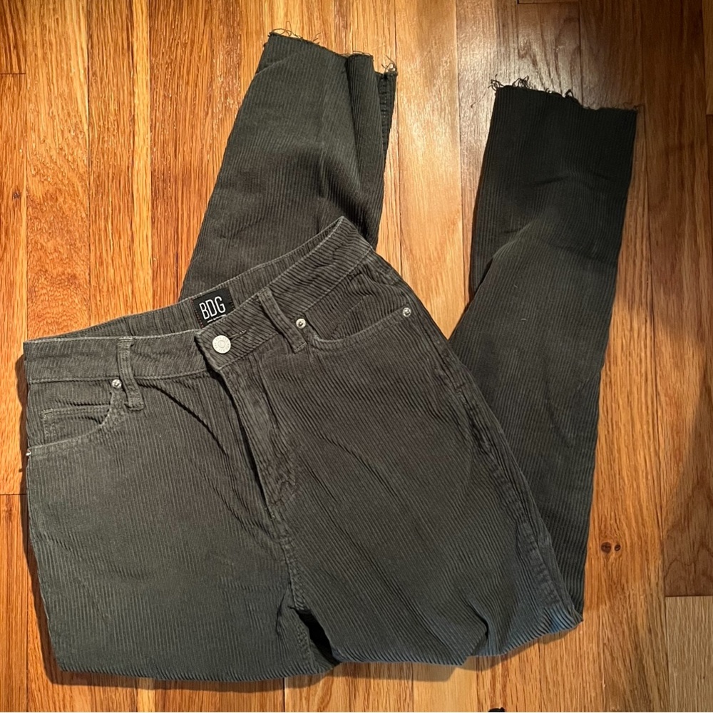 BDG green corduroy mom fit pants